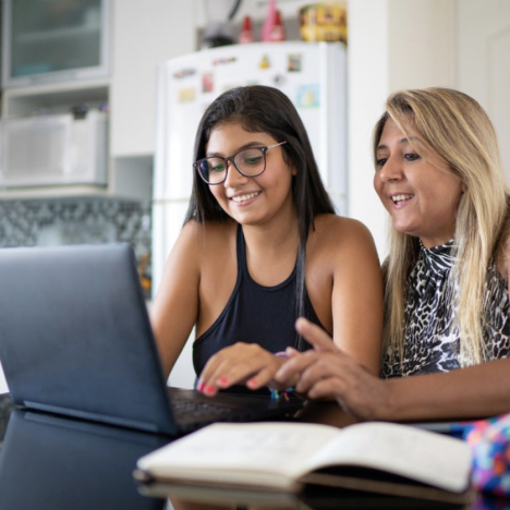 APPLY TO COLLEGE BIGFUTURE visual data 2